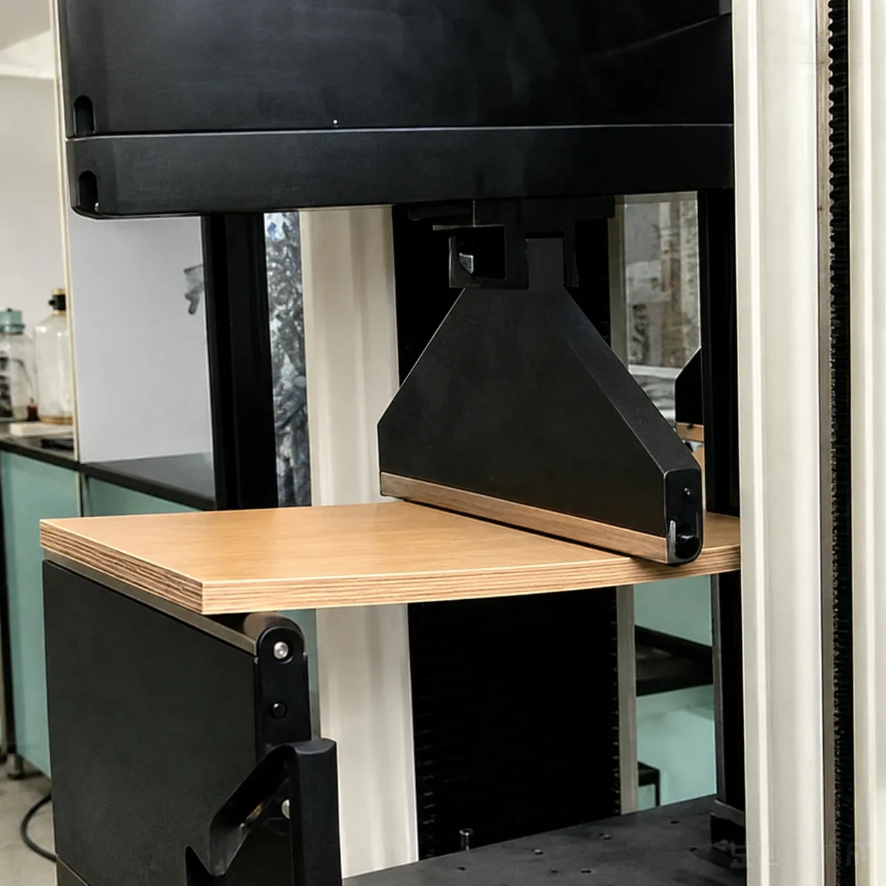 Modulus of rupture test for plywood panel