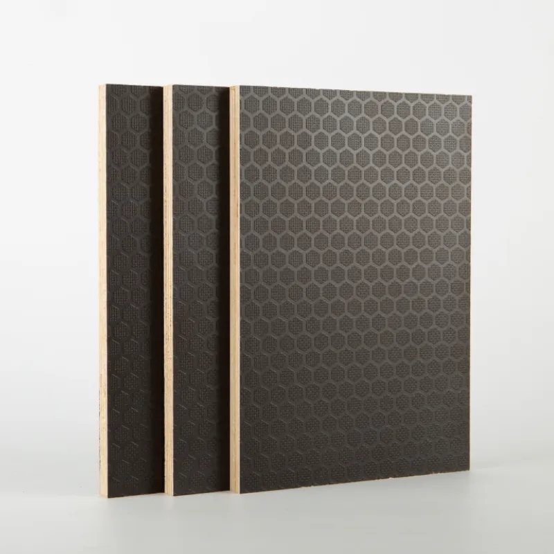 Slip resistant plywood